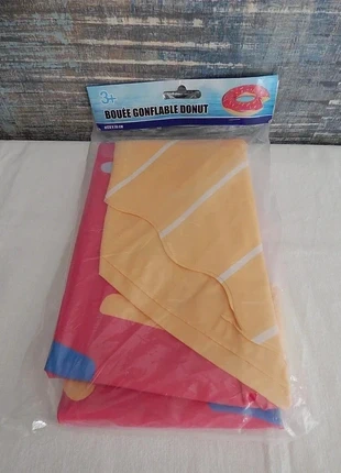 Bouée gonflable donut 120x30 cm neuve 🍩, marque: La Foir'Fouille, état: Neuf avec étiquette, taille: Taille unique, 6,00 €, 7,00 € Protection acheteurs incluse