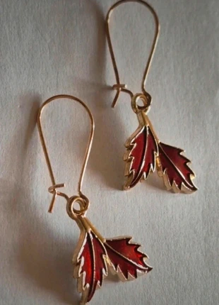 Georgous drop earrings with burgundy 🍂 leaves, brand: unknown, condition: New with tags, £1.10, £1.86 includes Buyer Protection Pro