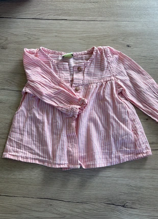 Chemiser TAO, marca: TAO, estado: Muy bueno, tamaño: 9-12 meses / 74 cm, 6,00 €, 7,00 € Protección al comprador incluida