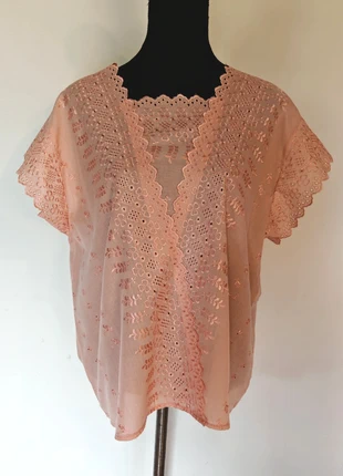 Ladies embroidered Blouse, marque: Colorways, état: Bon état, taille: XXXL / 46 / 18, 5,00 €, 5,95 € Protection acheteurs incluse