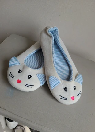 🥿chaussons taille 36🥿, condition: Good, size: 36, €2.00, €2.80 includes Buyer Protection