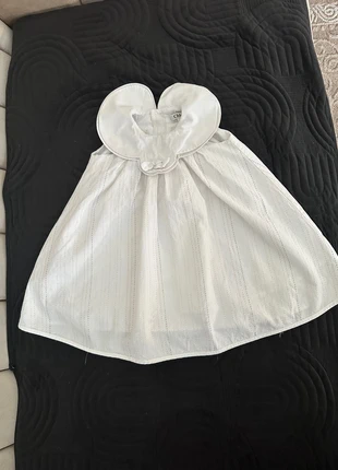 Chloé Designer Kledingstuk 12 maanden - Elegant en Tijdloos, marca: Chloé, estado: Muito bom, tamanho: 6-9 meses / 68 cm, €11.00, €12.25 inclui Proteção do Comprador