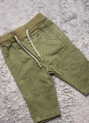 Pantalon vert kaki ceinture lacet, marque: Kiabi, état: Très bon état, taille: 1-3 mois / 56 cm, 1,50 €, 2,28 € Protection acheteurs incluse