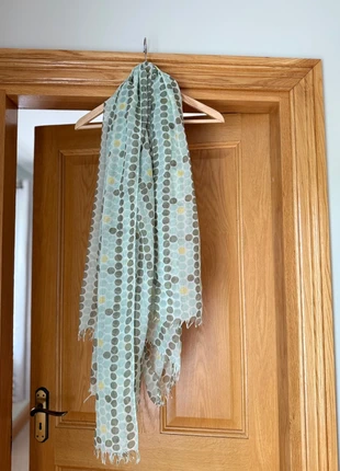 Women’s scarf, brand: NO LABEL, condition: Very good, €3.50, €4.38 includes Buyer Protection