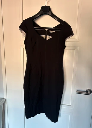 Dress elegant 38, merk: H&M, staat: Nieuw zonder prijskaartje, maat: M / 38 / 10, € 9,50, € 10,68 inclusief Kopersbescherming