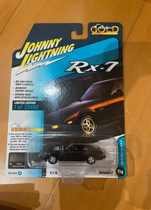 Johnny lightning Mazda rx7, marca: Johnny Lightning, estado: Novo sem etiquetas, tamanho: Prematuro, até 44 cm, €10.00, €11.20 inclui Proteção do Comprador