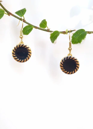 Vintage oorbellen | goud met zwart, merk: Vintage Dressing, staat: Heel goed, € 6,50, € 7,53 inclusief Kopersbescherming