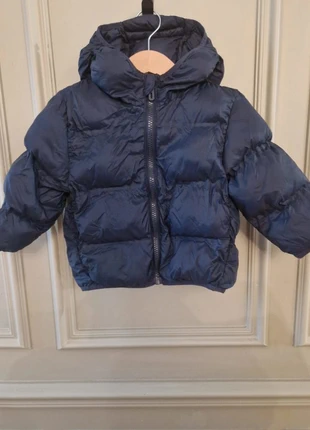 Doudoune bébé ZARA 9–12 mois (80 cm), marque: Zara, état: Très bon état, taille: 9-12 mois / 74 cm, 15,00 €, 16,45 € Protection acheteurs incluse