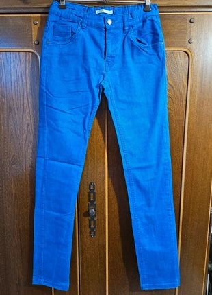 Pantalon bleu électrique, merk: Blog by Gémo, staat: Heel goed, maat: 14 jaar / 164 cm, € 3,00, € 3,85 inclusief Kopersbescherming