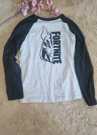 T-shirt Fortnite manches longues – Taille XXS (12 ans), zustand: Sehr gut, größe: 12 Jahre / 152, 4,00 €, 4,90 € inklusive Vinted-Käuferschutz
