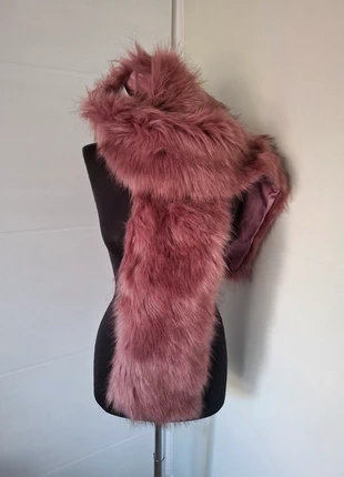 Faux fur long pink/lilac winter scarf, brand: New Look, condition: Very good, £5.00, £5.95 includes Buyer Protection