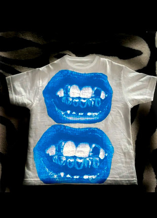 T shirt y2k imprime bouche taille S, zustand: Neu, größe: S, 18,00 €, 19,60 € inklusive Vinted-Käuferschutz