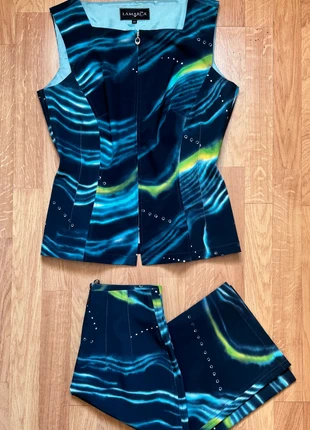 Ensemble 2 pièces Tony Lamarca - Haut corseté et jupe crayon - style futuriste / métallique, marca: Tony Lamarca, estado: Muy bueno, tamaño: L / 40 / 12, 50,00 €, 53,20 € Protección al comprador incluida