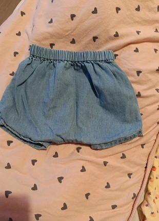 Shorte léger, brand: Bout'chou, condizioni: Ottime, taglia: 3-6 mesi / 62 cm, €1.50, €2.28 include la Protezione acquisti