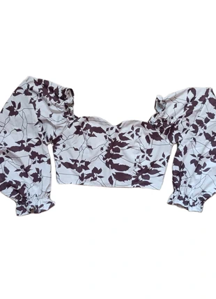 Haut court à manches bouffantes Shein - taille S, marke: Shein, zustand: Sehr gut, größe: S / 36 / 8, 1,50 €, 2,28 € inklusive Vinted-Käuferschutz