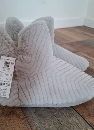 Chaussons Etam neufs 38/39, marque: Etam, état: Neuf avec étiquette, taille: 38, 8,00 €, 9,10 € Protection acheteurs incluse