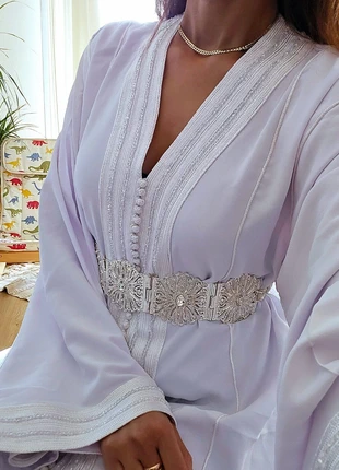 Caftan blanc chic, condizioni: Ottime, taglia: Taglia unica, €115.00, €121.45 include la Protezione acquisti