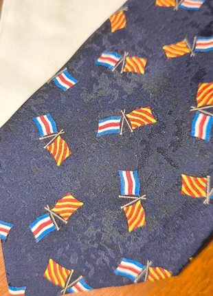 Cravate vintage 100 soie made in italy, marque: Vintage Dressing, état: Très bon état, 3,50 €, 4,38 € Protection acheteurs incluse