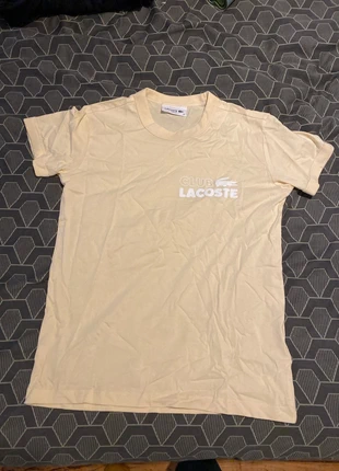 Tee shirt Lacoste, marque: Lacoste, état: Très bon état, taille: XS / 34 / 6, 15,00 €, 16,45 € Protection acheteurs incluse