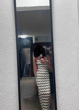 Robe longue Bershka, marque: Bershka, état: Neuf sans étiquette, taille: S / 36 / 8, 12,00 €, 13,30 € Protection acheteurs incluse