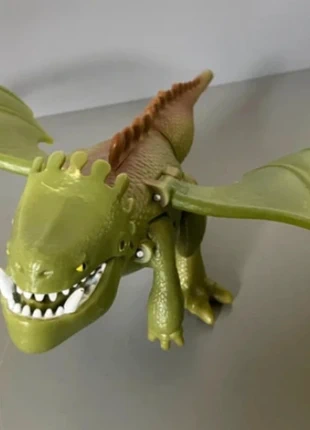 How to Train Your Dragon Green Armoured DWALLC 2014, merk: Dragon, staat: Goed, maat: Universeel, € 3,00, € 3,85 inclusief Kopersbescherming