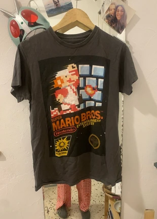 Tees shirt gris anthracite Mario Bros taille S, brand: Super Mario, condition: Very good, size: S, €5.00, €5.95 includes Buyer Protection