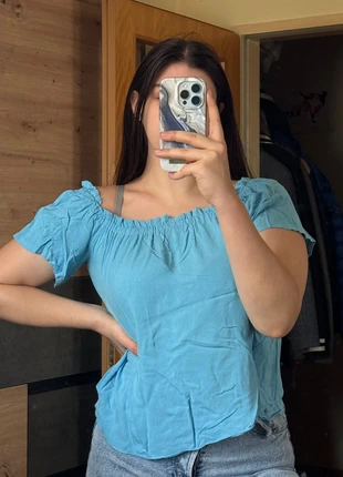 Blaues Shirt, marke: Clockhouse, zustand: Sehr gut, größe: M / 38 / 10, 3,00 €, 3,85 € inklusive Vinted-Käuferschutz