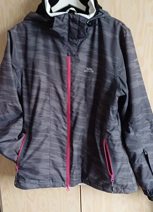 Skijas Trespass grijs, marque: Trespass, état: Bon état, taille: XL / 42 / 14, 10,00 €, 11,20 € Protection acheteurs incluse