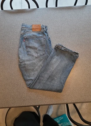 Jean Levi's homme lot 551 w36l30, brand: Levi's, condizioni: Ottime, taglia: IT 46 | W36, €24.99, €26.94 include la Protezione acquisti