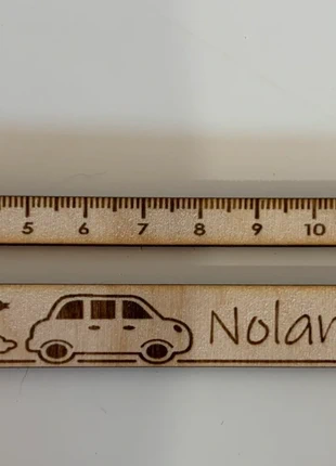 Règle d’école en bois, marca: Me, estado: Muy bueno, 3,00 €, 3,85 € Protección al comprador Pro incluida