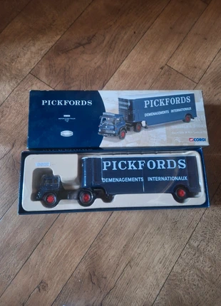 Corgi Pickfords Bedford TK Box Trailer CC11402, merk: CORGI, staat: Heel goed, maat: Universeel, € 20,00, € 21,70 inclusief Kopersbescherming