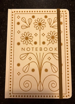 Nieuw notebook formaat A5, marque: Avec, état: Neuf sans étiquette, 5,00 €, 5,95 € Protection acheteurs incluse