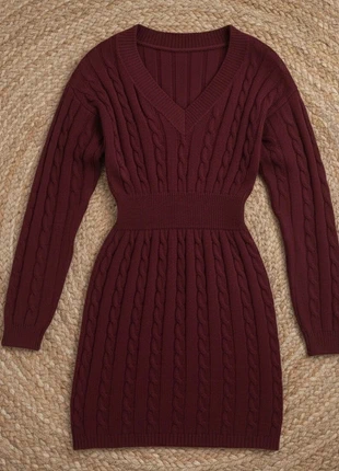 Robe pull col V bordeaux, marke: meiya, zustand: Sehr gut, größe: S / 36 / 8, 46,90 €, 49,95 € inklusive Vinted-Käuferschutz