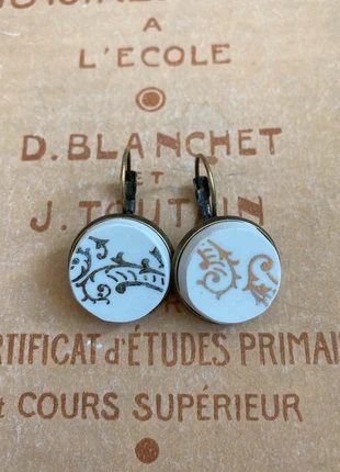 Boucles d’oreilles vaisselle ancienne blanches et dorées, marke: Boheme, zustand: Sehr gut, 6,00 €, 7,00 € inklusive Vinted-Käuferschutz