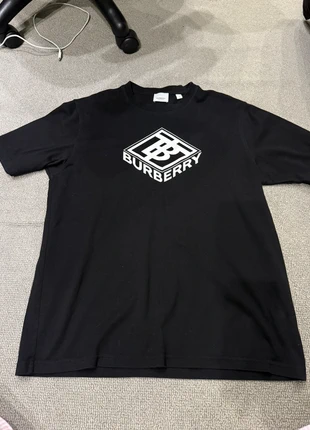 Burberry TB Logo T-shirt size S, brand: Burberry, condition: Very good, size: S, £40.00, £42.70 includes Buyer Protection