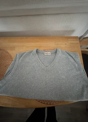 Men’s grey Carabou tank size L, brand: Carabou, condition: Very good, size: L, £3.00, £3.85 includes Buyer Protection