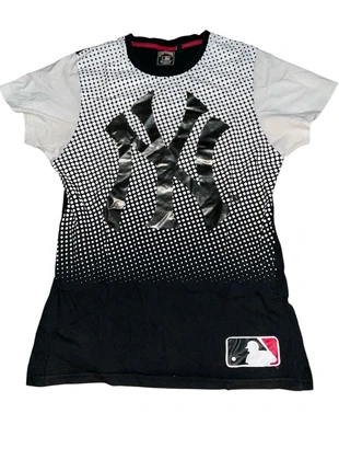 T-shirt sport baseball New York majestic medium palestra padel tennis runner, marke: Majestic, zustand: Gut, größe: M / 38 / 10, 7,00 €, 8,05 € inklusive Vinted-Käuferschutz