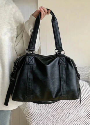 Sac à main bandoulière fourre-tout unisexe parfait pour les cours ou sport, marque: Tendance, état: Très bon état, 24,00 €, 25,90 € Protection acheteurs incluse