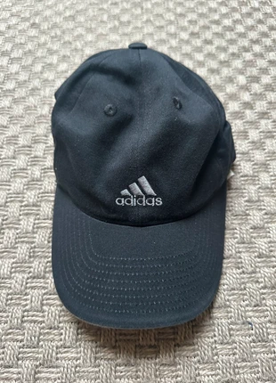 Casquette noir adidas, marke: adidas, zustand: Sehr gut, größe: Einheitsgröße, 8,00 €, 9,10 € inklusive Vinted-Käuferschutz