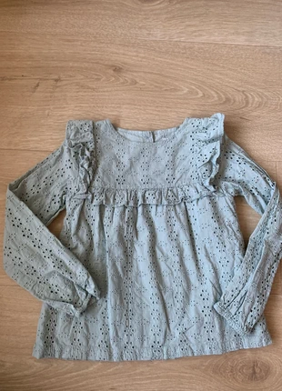 Blouse brodée vertbaudet 7ans, brand: Vertbaudet, condizioni: Ottime, taglia: 7 anni / 122 cm, €4.00, €4.90 include la Protezione acquisti