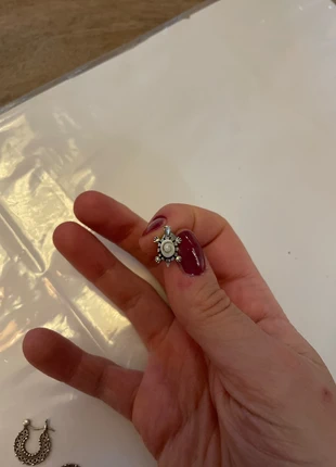 Schildpad oorbellen met steentje, merk: merkloos, staat: Heel goed, € 6,50, € 7,53 inclusief Kopersbescherming