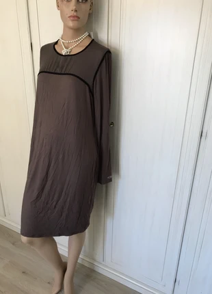 Vestito elegante con scollatura bordata in velluto, marca: Verdissima, estado: Muito bom, tamanho: XL / 42 / 14, €12.00, €13.30 inclui Proteção do Comprador