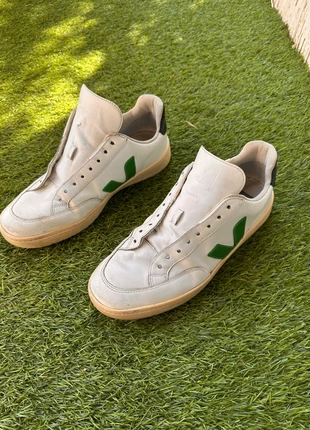 Chaussures de ville VEJA blanches et vertes – taille 43, marque: Veja, état: Bon état, taille: 43, 32,00 €, 34,30 € Protection acheteurs incluse