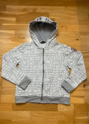 Sweat-shirt à capuche gris Jennyfer taille S ecriture blanche, état: Très bon état, taille: S / 36 / 8, 3,00 €, 3,85 € Protection acheteurs incluse