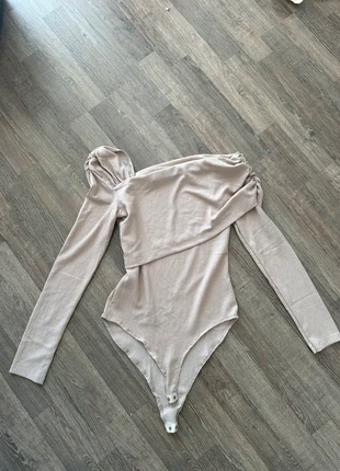 Trendyol, brand: Trendyol, condizioni: Nuovo senza cartellino, taglia: M / IT 42 / EU 38, €8.00, €9.10 include la Protezione acquisti