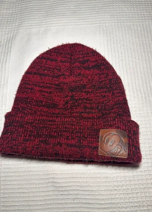 Bonnet rouge chiné Disney avec patch cuir – jamais porté – état impeccable, marca: Disney, estado: Novo sem etiquetas, tamanho: Tamanho único, €3.00, €3.85 inclui Proteção do Comprador