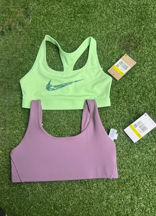 Lot de 2 brassières Nike taille S, brand: Nike, condizioni: Nuovo senza cartellino, taglia: S, €45.00, €47.95 include la Protezione acquisti