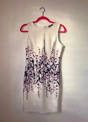 🌸Robe blanche à fleurs🌸, marke: Shein, zustand: Sehr gut, größe: M / 38 / 10, 5,00 €, 5,95 € inklusive Vinted-Käuferschutz