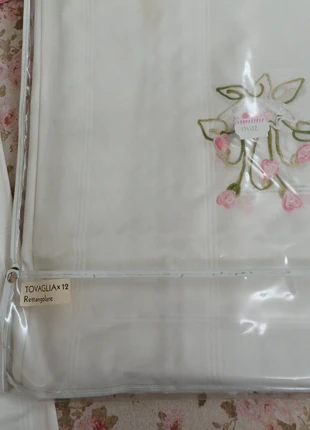 Tovaglia ricamata da 12 di ottima qualità, marke: Cotone, zustand: Neu, mit Etikett, 20,00 €, 21,70 € inklusive Vinted-Käuferschutz