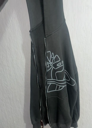 Dark grey, broken planet zip up hoodie, brand: Broken Planet, condition: Good, size: S, £28.00, £30.10 includes Buyer Protection